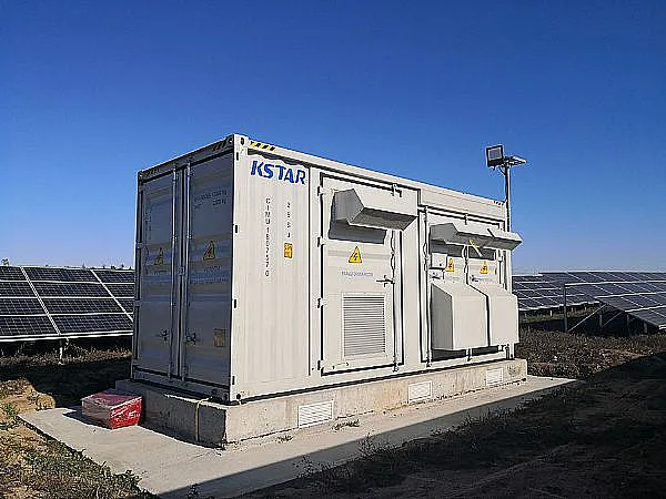 Air-based cooling for data center